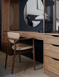 House of Finn Juhl Spisebordsstole<109 Armchair, valnød af Finn Juhl