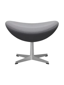 Fritz Hansen Skamler|Fodskamler<3127 Fodskammel til Ægget af Arne Jacobsen læder