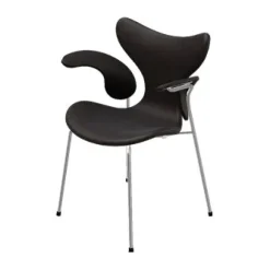 Fritz Hansen Spisebordsstole<3208 Liljen med armlæn af Arne Jacobsen
