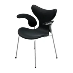 Fritz Hansen Spisebordsstole<3208 Liljen med armlæn af Arne Jacobsen