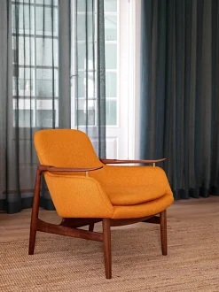 House of Finn Juhl Lænestole<53 Lænestol, eg klar olie af Finn Juhl