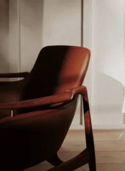 House of Finn Juhl Lænestole<53 Lænestol, eg klar olie af Finn Juhl