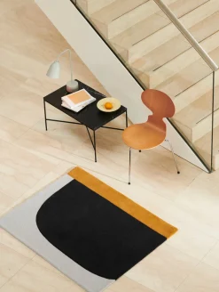 Fritz Hansen Spisebordsstole<3100 Myren med 3 ben af Arne Jacobsen