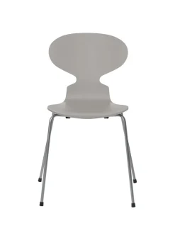 Fritz Hansen Spisebordsstole<3101 Myren Stol lakeret af Arne Jacobsen