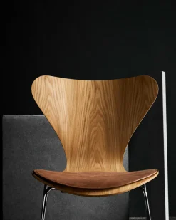 Fritz Hansen Spisebordsstole<3107 Serie 7 Stol, naturfiner af Arne Jacobsen