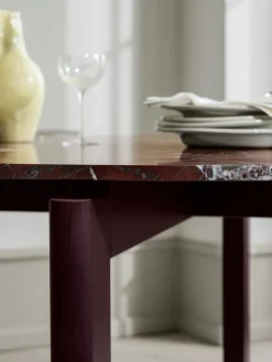 Fritz Hansen Spiseborde<After Dining Table Ø120, Marble Burgundy fra