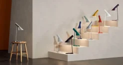 Louis Poulsen Spots<AJ Mini Table Lamp, black/brass af Arne Jacobsen