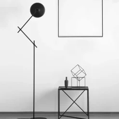 Grupa Gulvlamper|Spots<Arigato gulvlampe fra