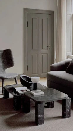 New Works Sofaborde<Atlas Sofabord 820x820, Costa Black Marble fra