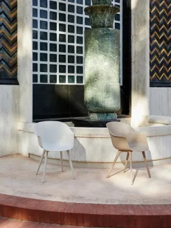 GUBI Spisebordsstole<Bat Outdoor Spisestol fra