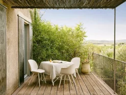 GUBI Spisebordsstole<Bat Outdoor Spisestol fra