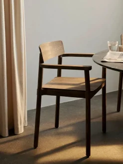 &Tradition Spisebordsstole<Betty TK10 Spisebordsstol, sortlakeret eg fra