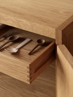 Carl Hansen & Søn Skænke<BM0057 Skænk af Børge Mogensen