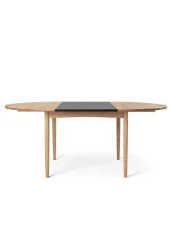 Carl Hansen & Søn Spiseborde<BM0121 Spisebord, olieret eg af Børge Mogensen