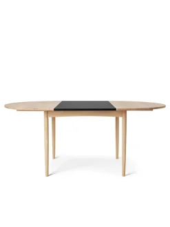 Carl Hansen & Søn Spiseborde<BM0121 Spisebord, sæbebehandlet eg af Børge Mogensen