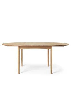 Carl Hansen & Søn Spiseborde<BM0121 Spisebord, sæbebehandlet eg af Børge Mogensen