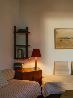 Santa & Cole Spots<Básica M1 Bordlampe fra Santa and Cole