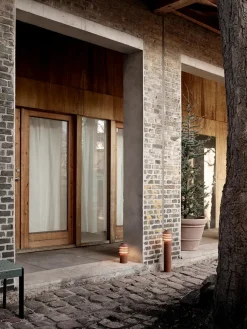 Louis Poulsen Spots|Udendørslamper<Bysted Garden Aluminium, Høj fra