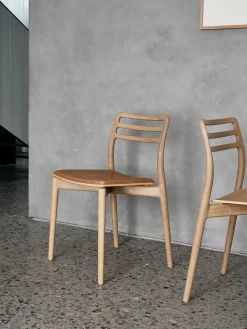 Vipp Spisebordsstole<Cabin Stol med lædersæde fra