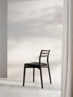 Vipp Spisebordsstole<Cabin Stol med lædersæde fra