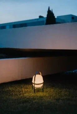 Santa & Cole Spots<Cestita Alubat Bordlampe fra Santa and Cole