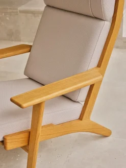 Carl Hansen & Søn Loungestole|Lænestole<CH291 loungestol, eg olie af Hans J. Wegner