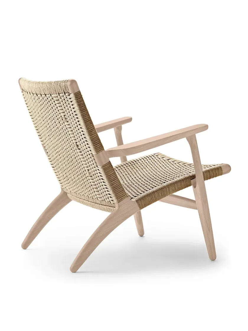 Carl Hansen & Søn Loungestole|Lænestole<CH25 Loungestol, eg sortmalet med naturflet af Hans J. Wegner