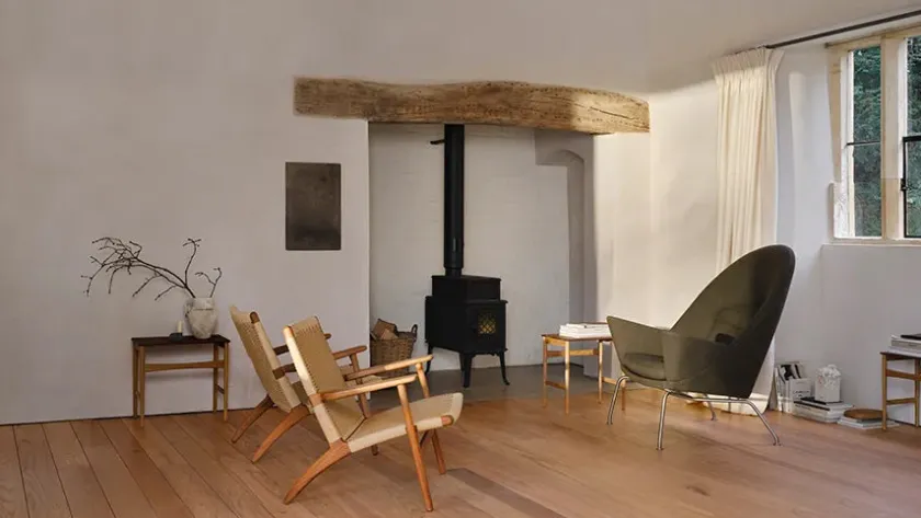 Carl Hansen & Søn Loungestole|Lænestole<CH25 Loungestol, eg sortmalet med naturflet af Hans J. Wegner