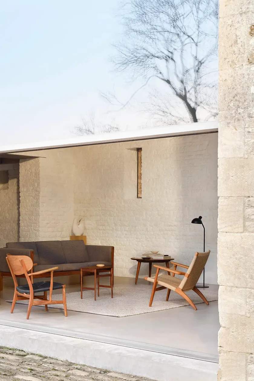 Carl Hansen & Søn Loungestole|Lænestole<CH25 Loungestol, eg sortmalet med naturflet af Hans J. Wegner