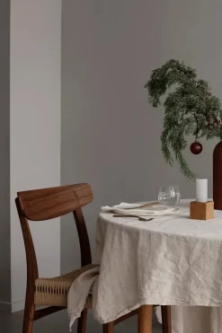 Carl Hansen & Søn Spisebordsstole<CH23 Spisestol, eg sæbe af Hans J. Wegner