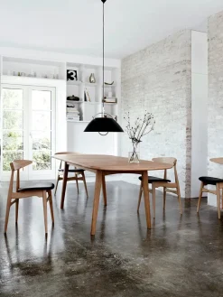 Carl Hansen & Søn Spisebordsstole<CH33 Stolen af Hans J. Wegner