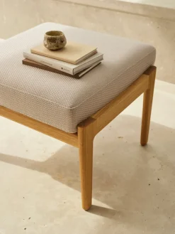 Carl Hansen & Søn Skamler<CH290F skammel, eg olie af Hans J. Wegner