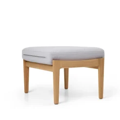 Carl Hansen & Søn Skamler<CH290F skammel, eg olie af Hans J. Wegner