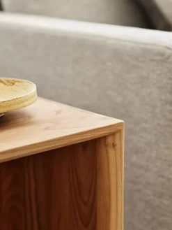 Fritz Hansen Skamler<CM210 Taburet, kirsebærtræ af Cecilie Manz