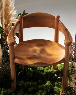 GUBI Spisebordsstole<Daumiller Armchair fra