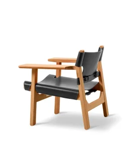 Fredericia Furniture Lænestole<Den Spanske Stol i naturfarvet læder, valnød olie af Børge Mogensen