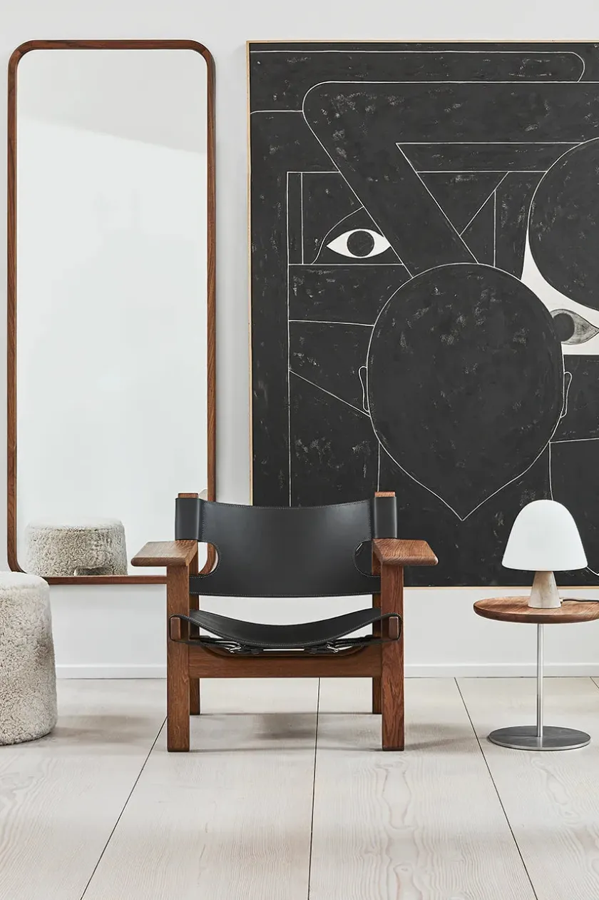 Fredericia Furniture Lænestole<Den Spanske Stol i sort læder, valnød olie af Børge Mogensen