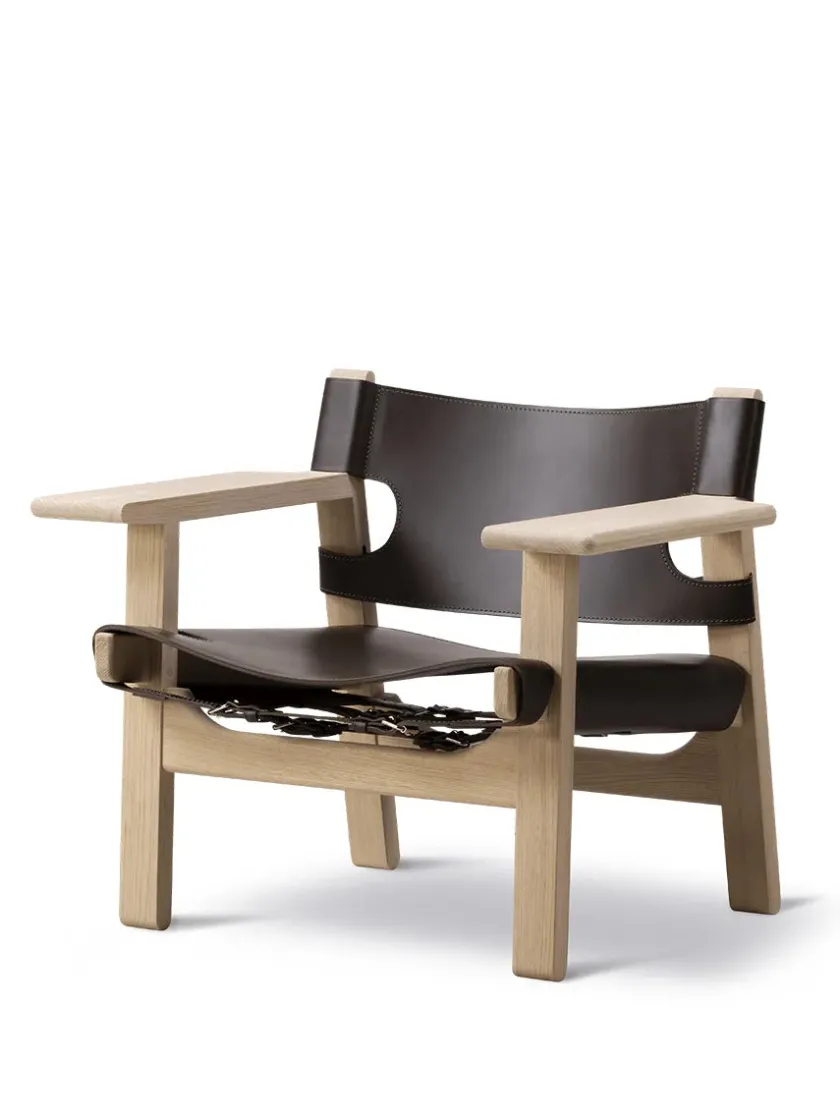 Fredericia Furniture Lænestole<Den Spanske Stol i sort læder, valnød olie af Børge Mogensen