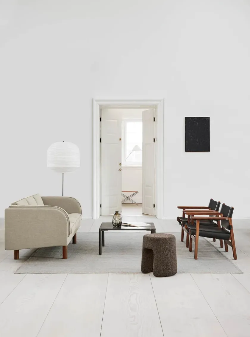 Fredericia Furniture Lænestole<Den Spanske Stol i sort læder, valnød olie af Børge Mogensen