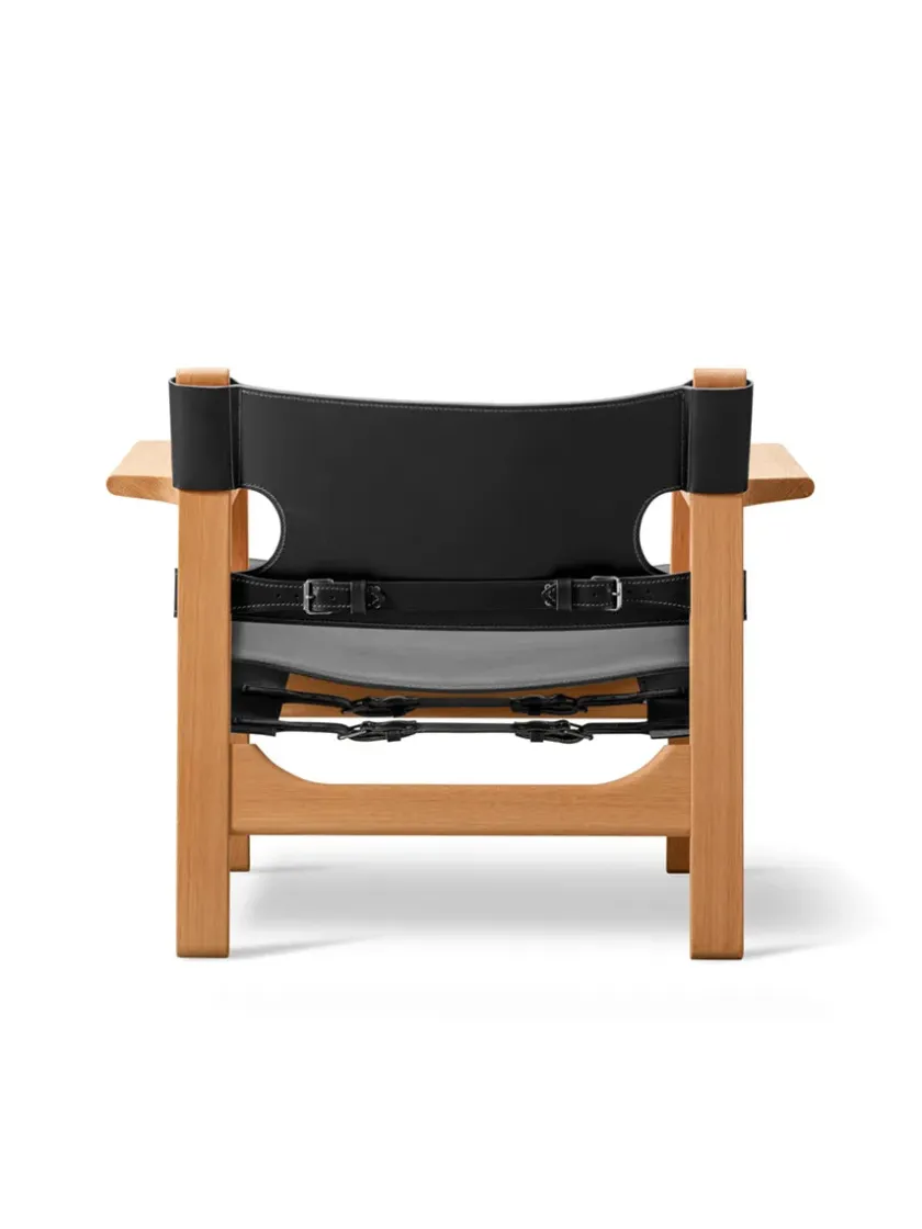 Fredericia Furniture Lænestole<Den Spanske Stol i sort læder, valnød olie af Børge Mogensen