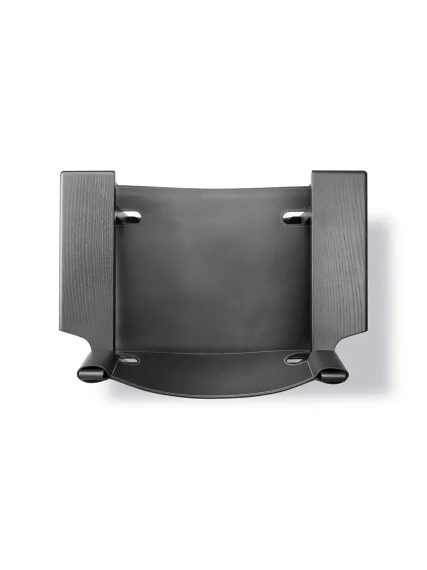 Fredericia Furniture Lænestole<Den Spanske Stol i sort læder, valnød olie af Børge Mogensen