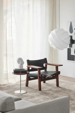 Fredericia Furniture Lænestole<Den Spanske Stol i sort læder, eg sort lak af Børge Mogensen