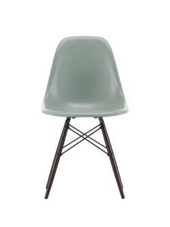 Vitra Spisebordsstole<Eames Fiberglass Chair DSW, mørkbejdset ahorn fra