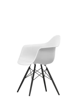 Vitra Spisebordsstole<Eames Plastic Armchair DAW, sortlakeret ahorntræ fra