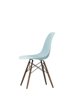 Vitra Spisebordsstole<Eames Plastic Side Chair DSW, mørkbejdset ahorntræ fra