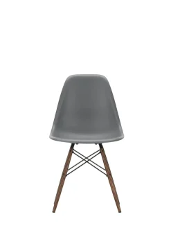 Vitra Spisebordsstole<Eames Plastic Side Chair DSW, mørkbejdset ahorntræ fra