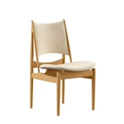 House of Finn Juhl Spisebordsstole<Egypterstol, valnød af Finn Juhl