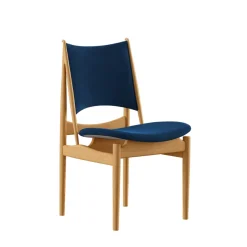 House of Finn Juhl Spisebordsstole<Egypterstol, valnød af Finn Juhl