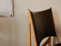 House of Finn Juhl Spisebordsstole<Egypterstol, valnød af Finn Juhl