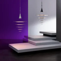 Louis Poulsen Pendler|Spots<Enigma 545 sort pendel fra